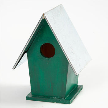 Bird box with zinc roof